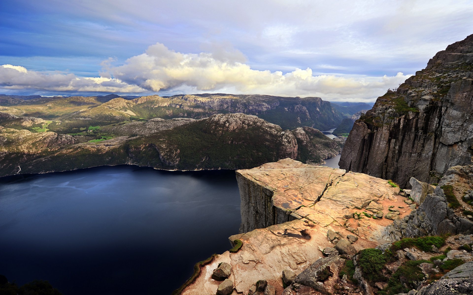 montañas paisajes naturaleza lago agua mar bosques rocas árboles foto