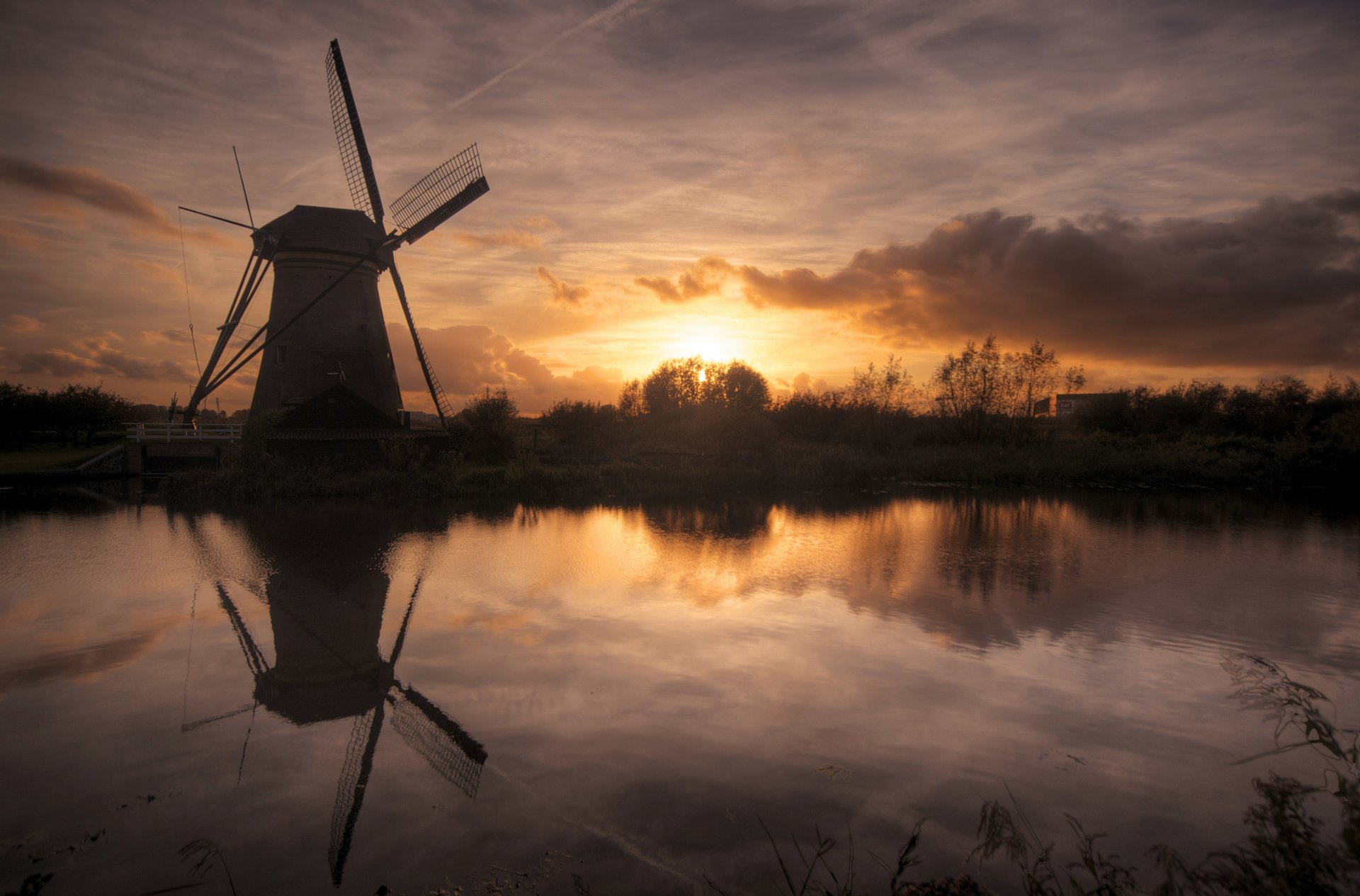 sonnenuntergang fluss mühle himmel wolken sonne