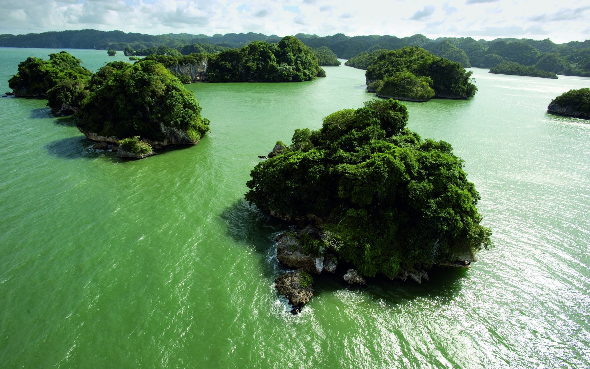 continente islas agua verde tierra