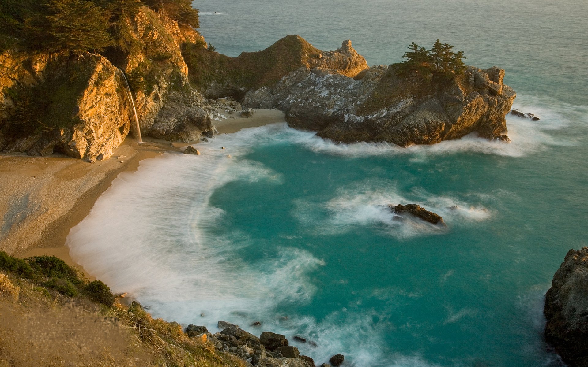 mer plage rocher sable