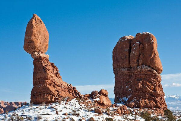 Rote Felsen im Winter