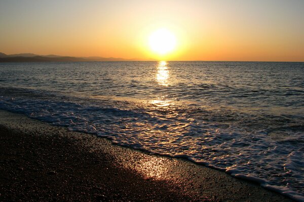 Sole legale vicino al mare