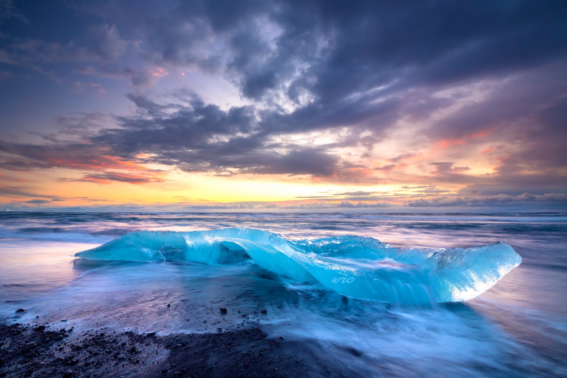 islande ciel nuages mer surf côte glace