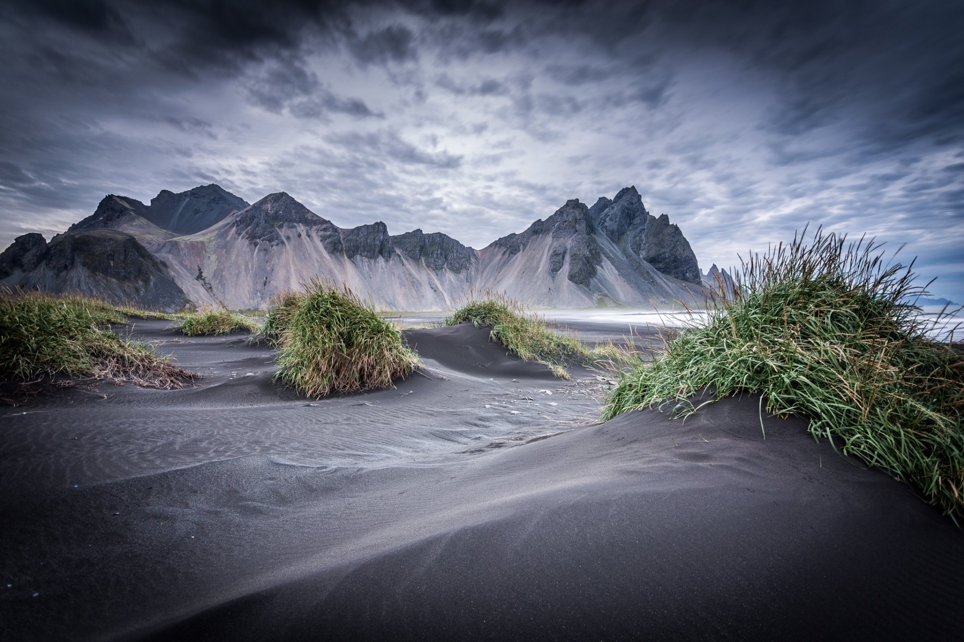 island vestrahorn stockksness gras berge himmel