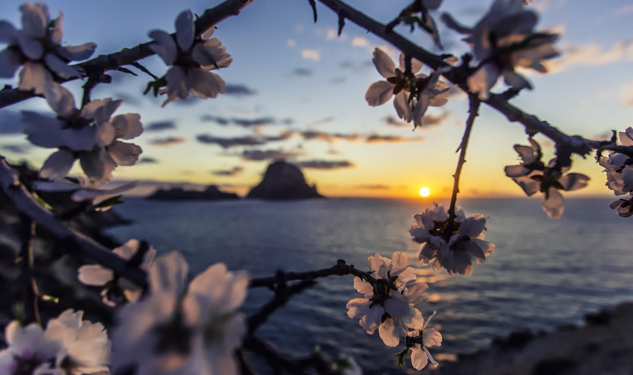 ea sunrise sunset es buckets ibiza island sun