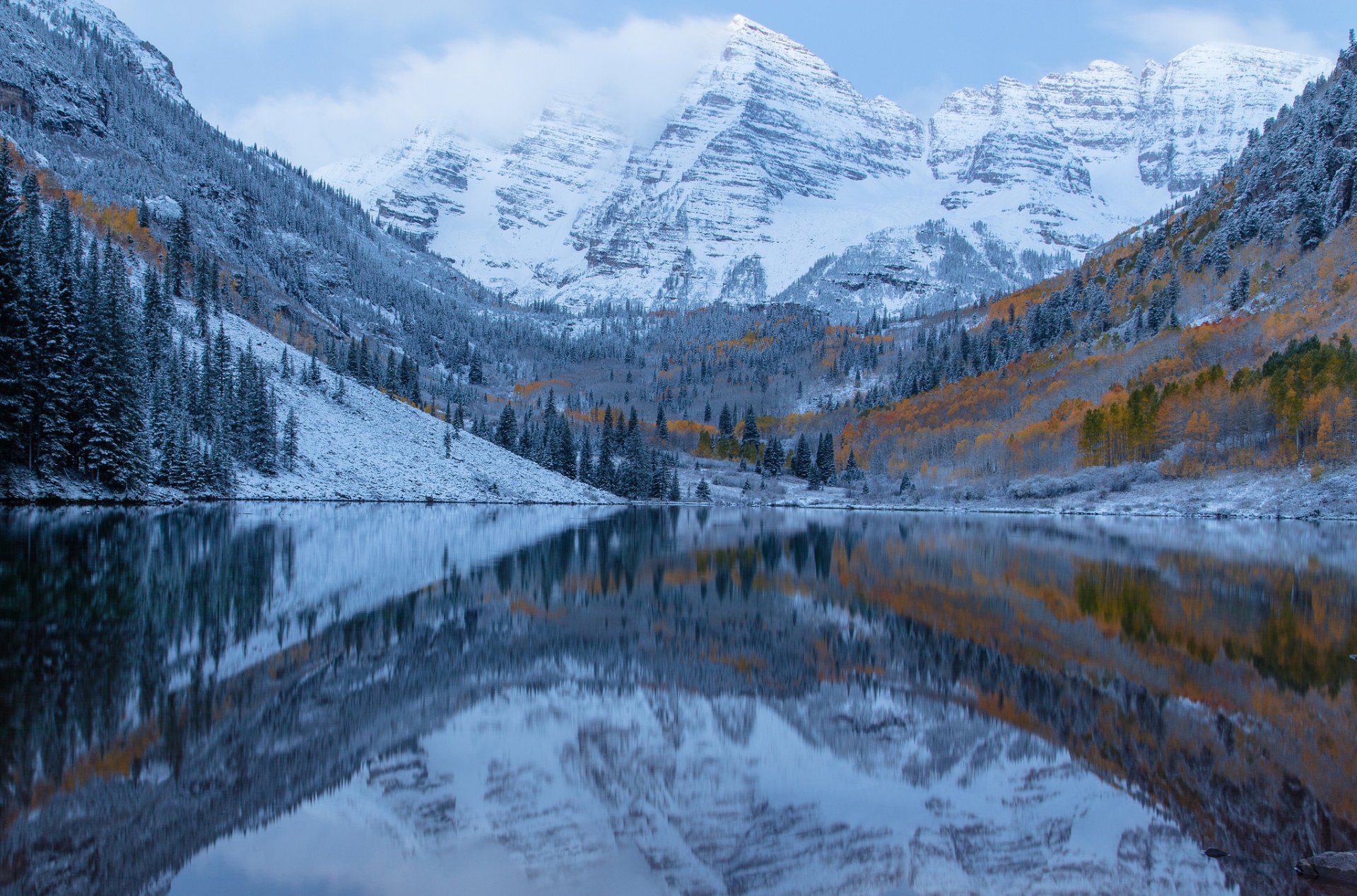 ky clouds mountain tree lake autumn snow frost
