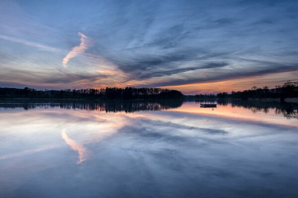 Miroir parfait de la belle nature