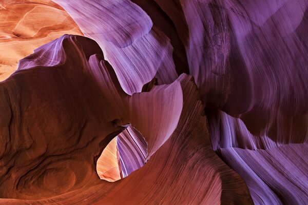Impresionante naturaleza: cañón y acantilados