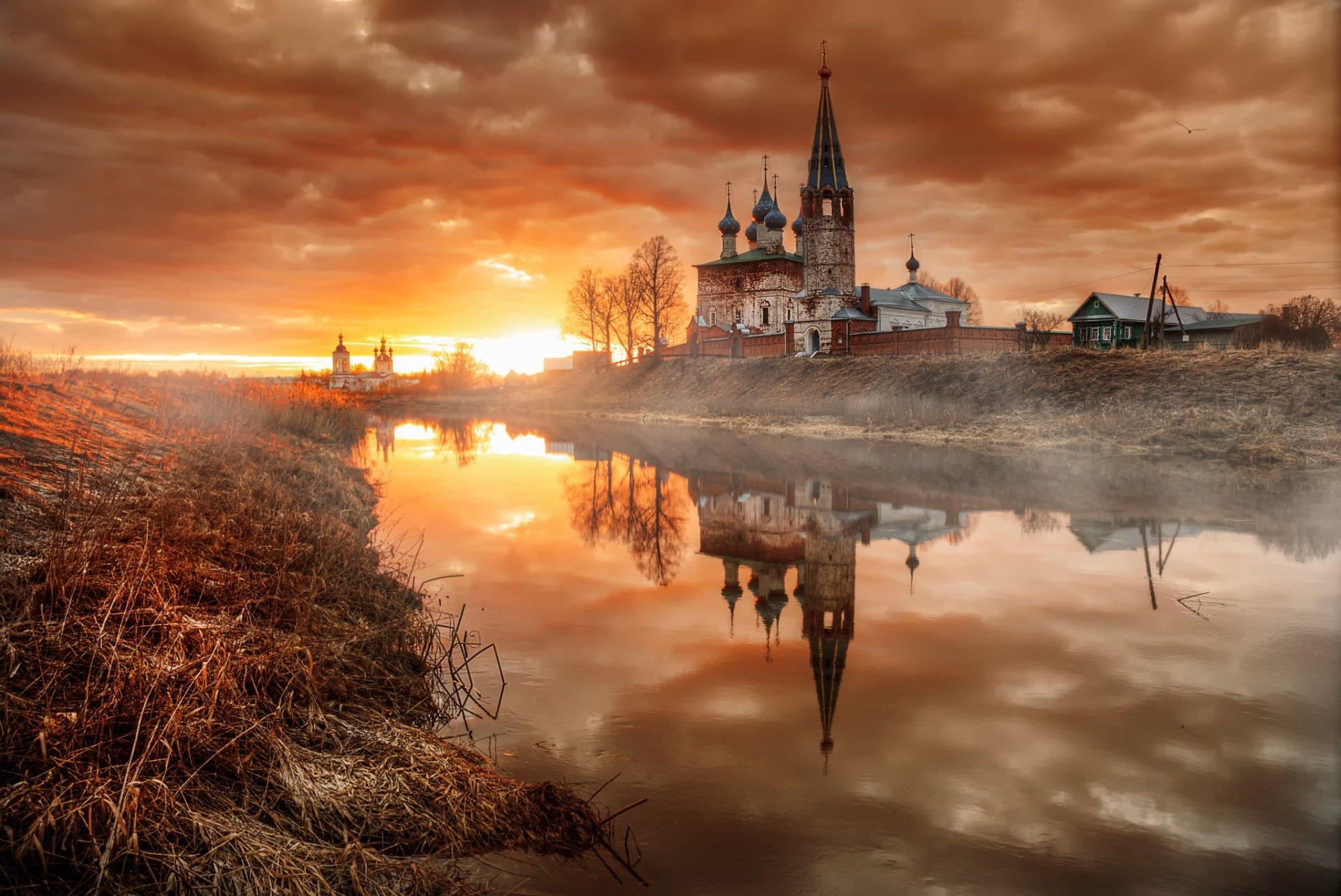 village dunilovo avril matin aube temple russie