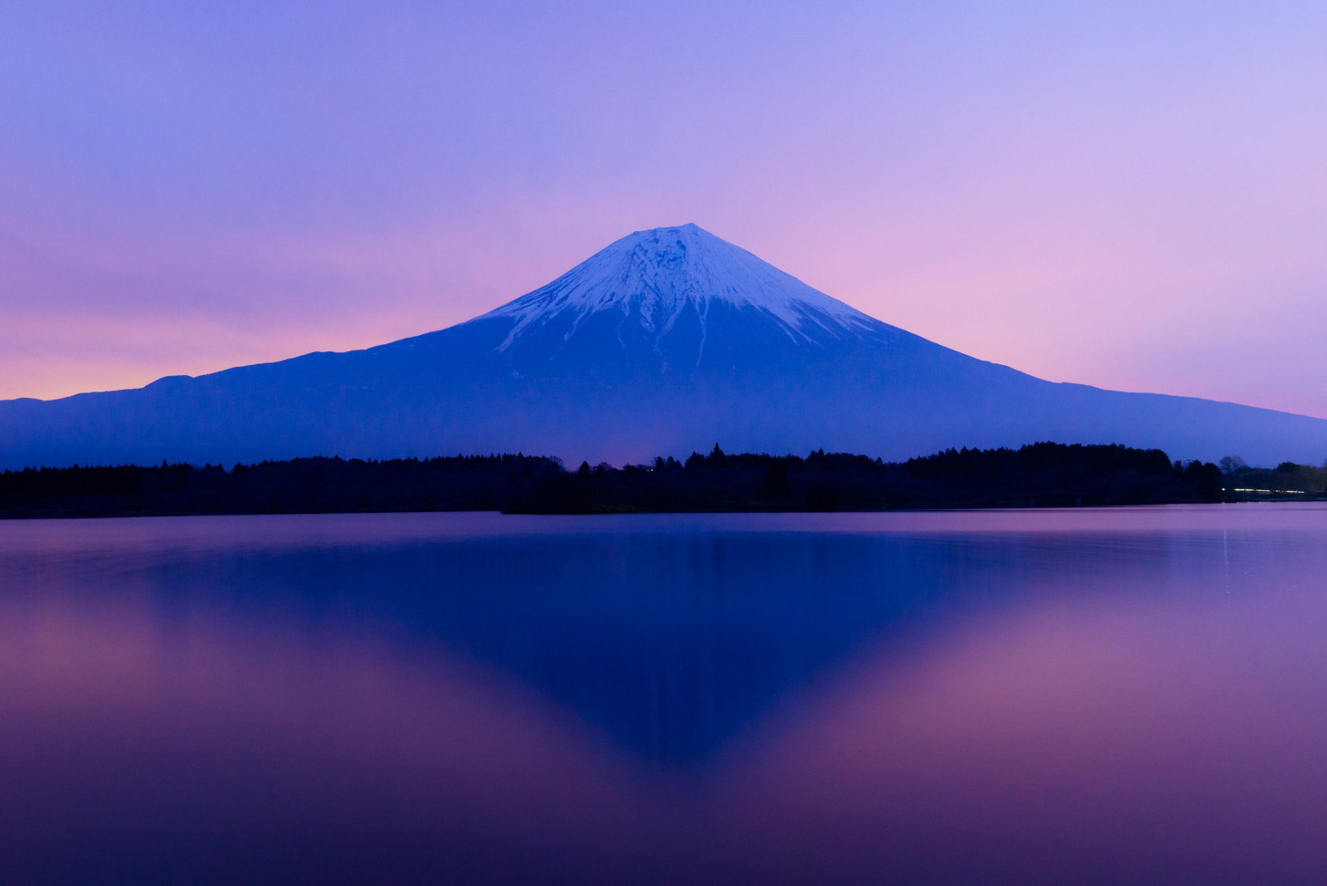 japonia góra fujiyama niebo zachód słońca jezioro drzewa