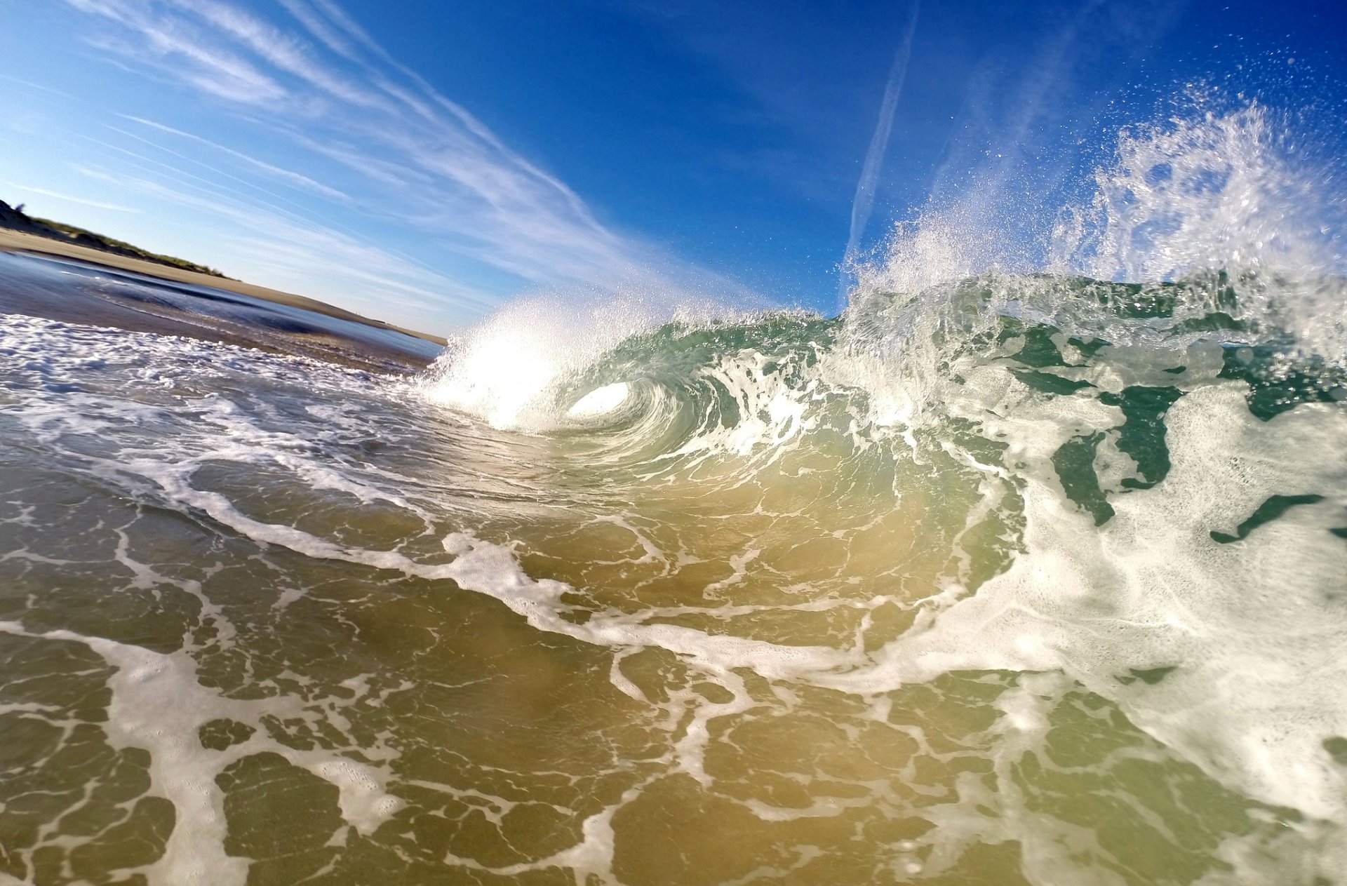 ky sea wave spray beach