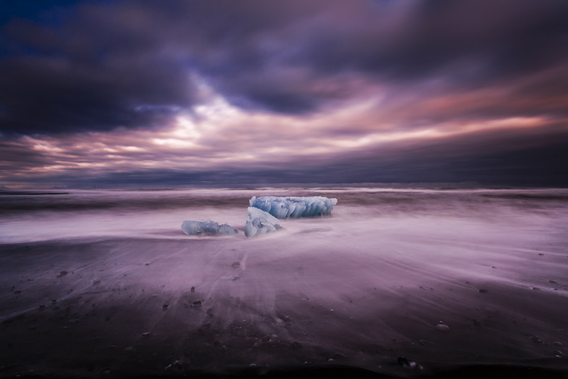 outh iceland scandinavia winter ocean beach floe