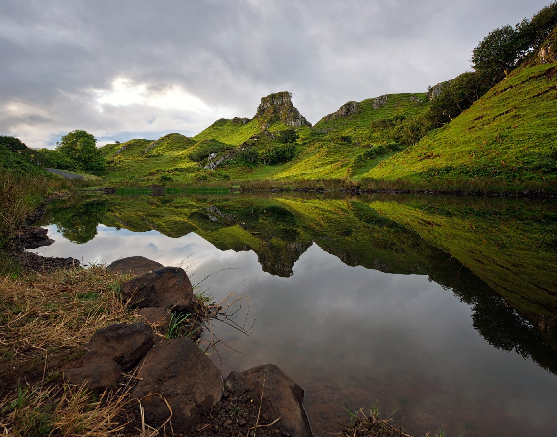 hills lake clouds reflection