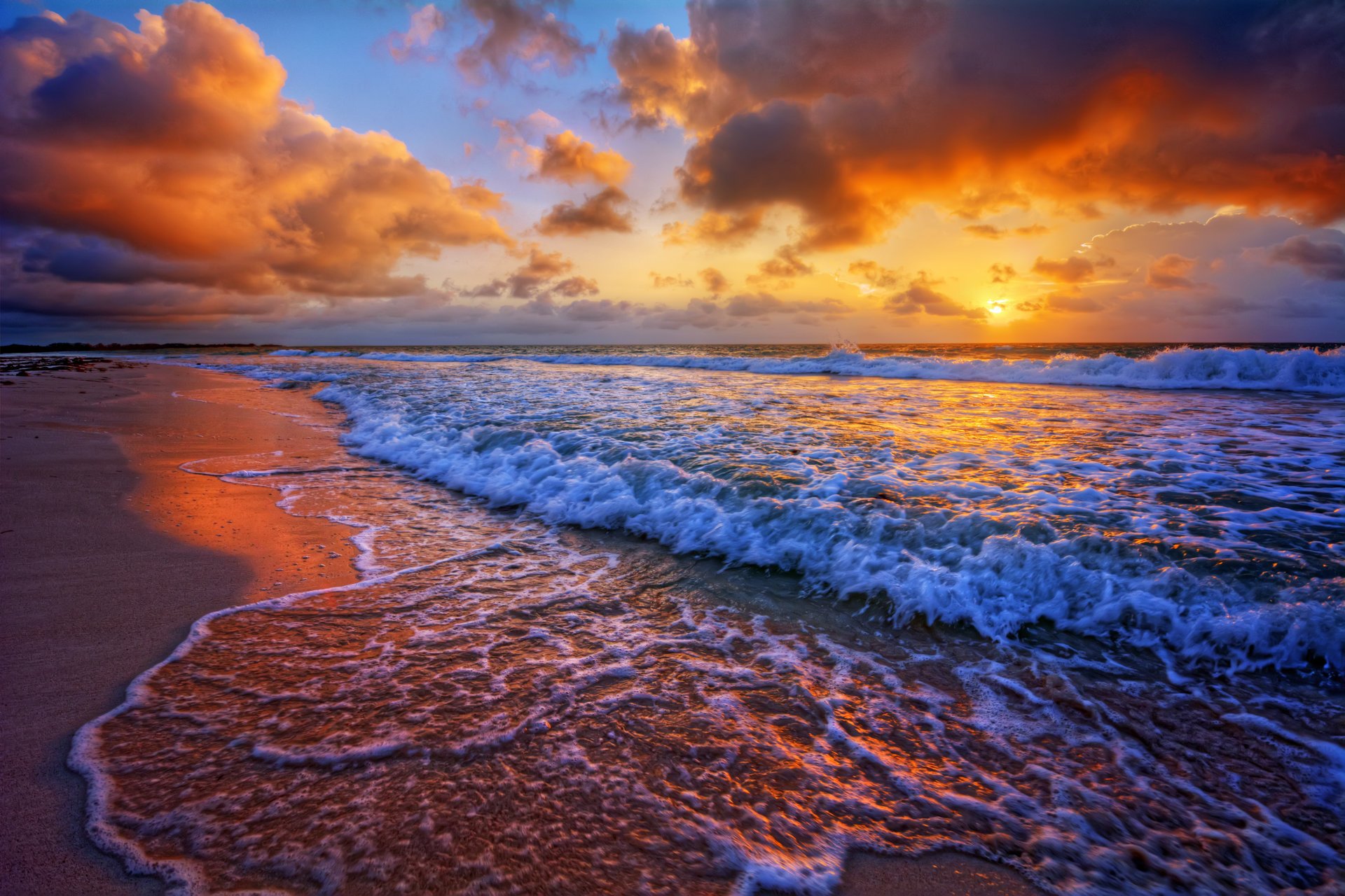 mer surf nuages coucher de soleil