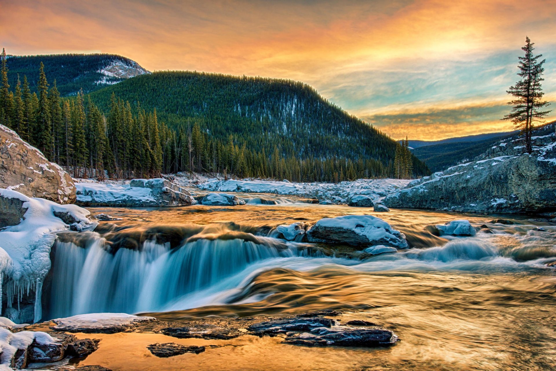 foresta montagne fiume cascata canada tramonto natura