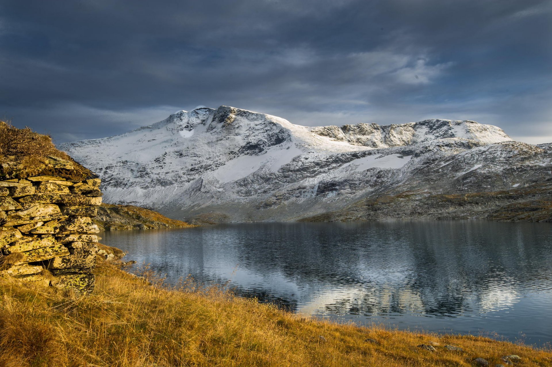 montagnes neige lac nature hiver