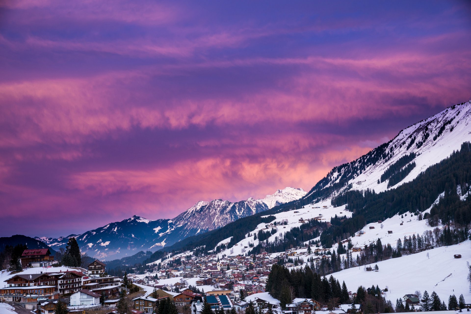 austria góry las drzewa zima śnieg ośrodek