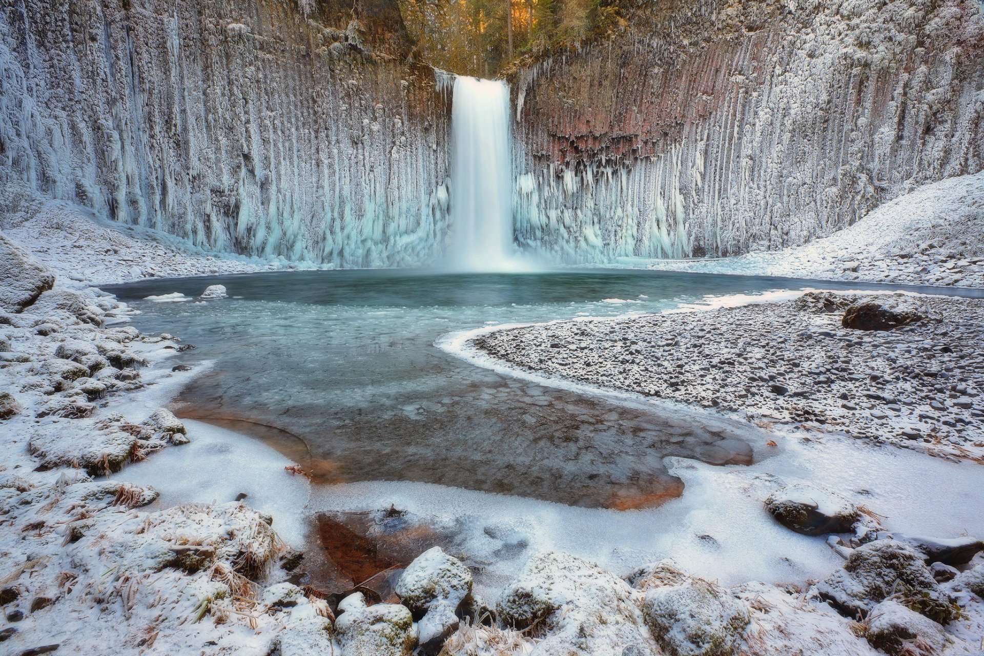 waterfall next winter nature forest abiqua falls abiqua creek scotts mills oregon usa