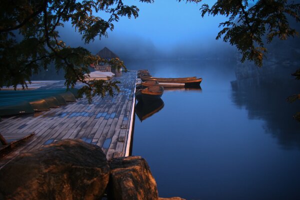 Tumanyana on the river and silence