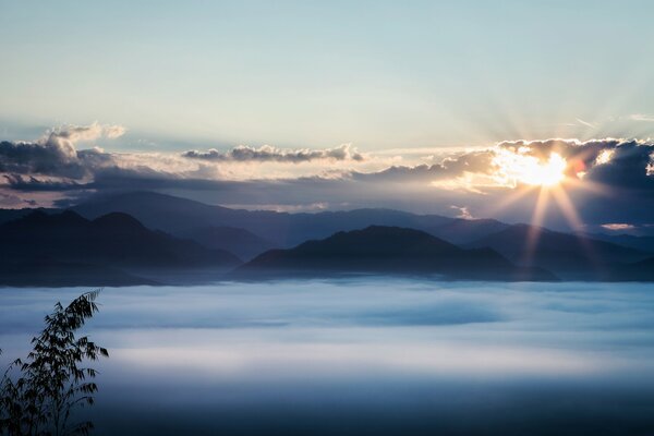 Mountains Clouds Sunset tree