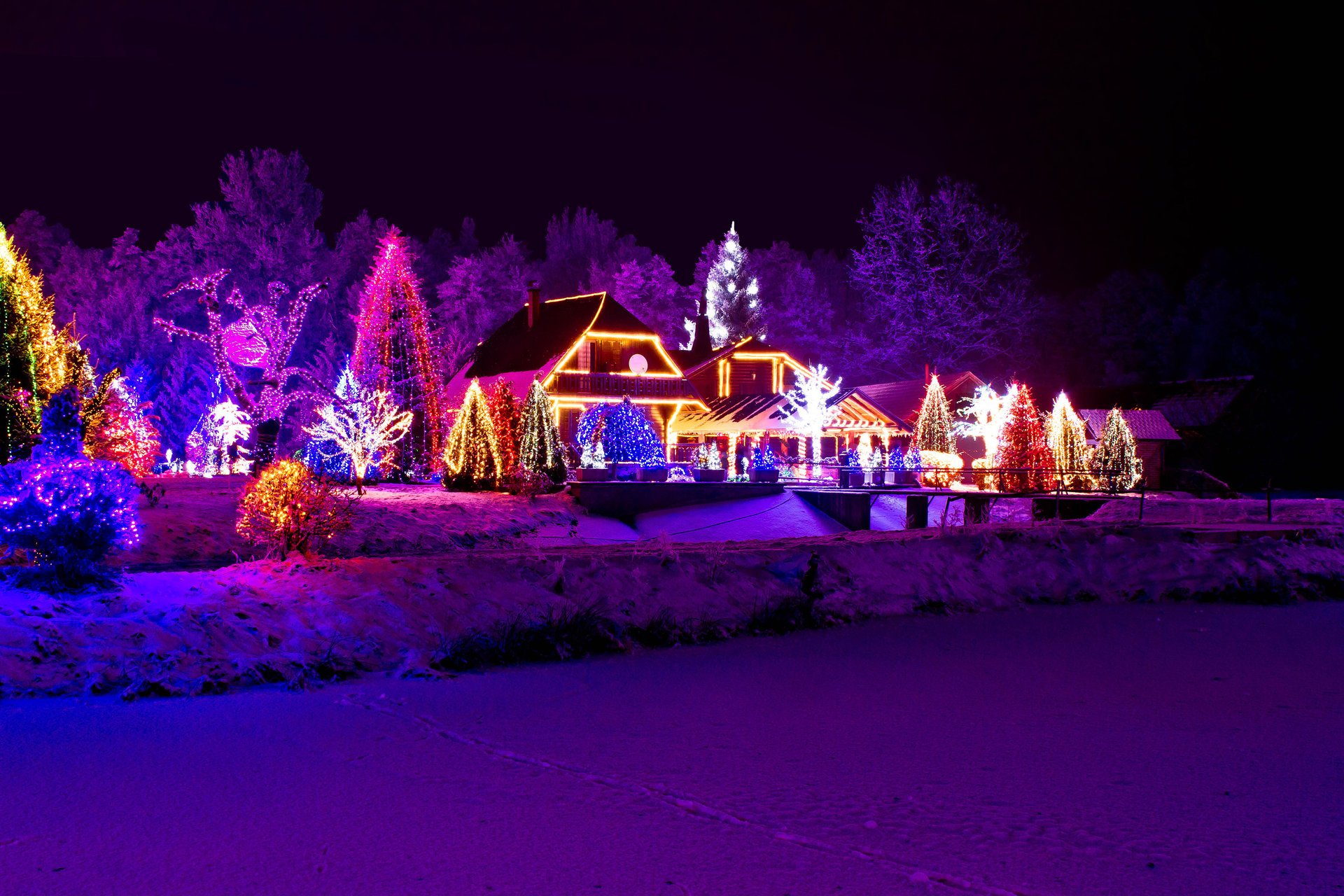 nature night winter snow christmas town lights new year