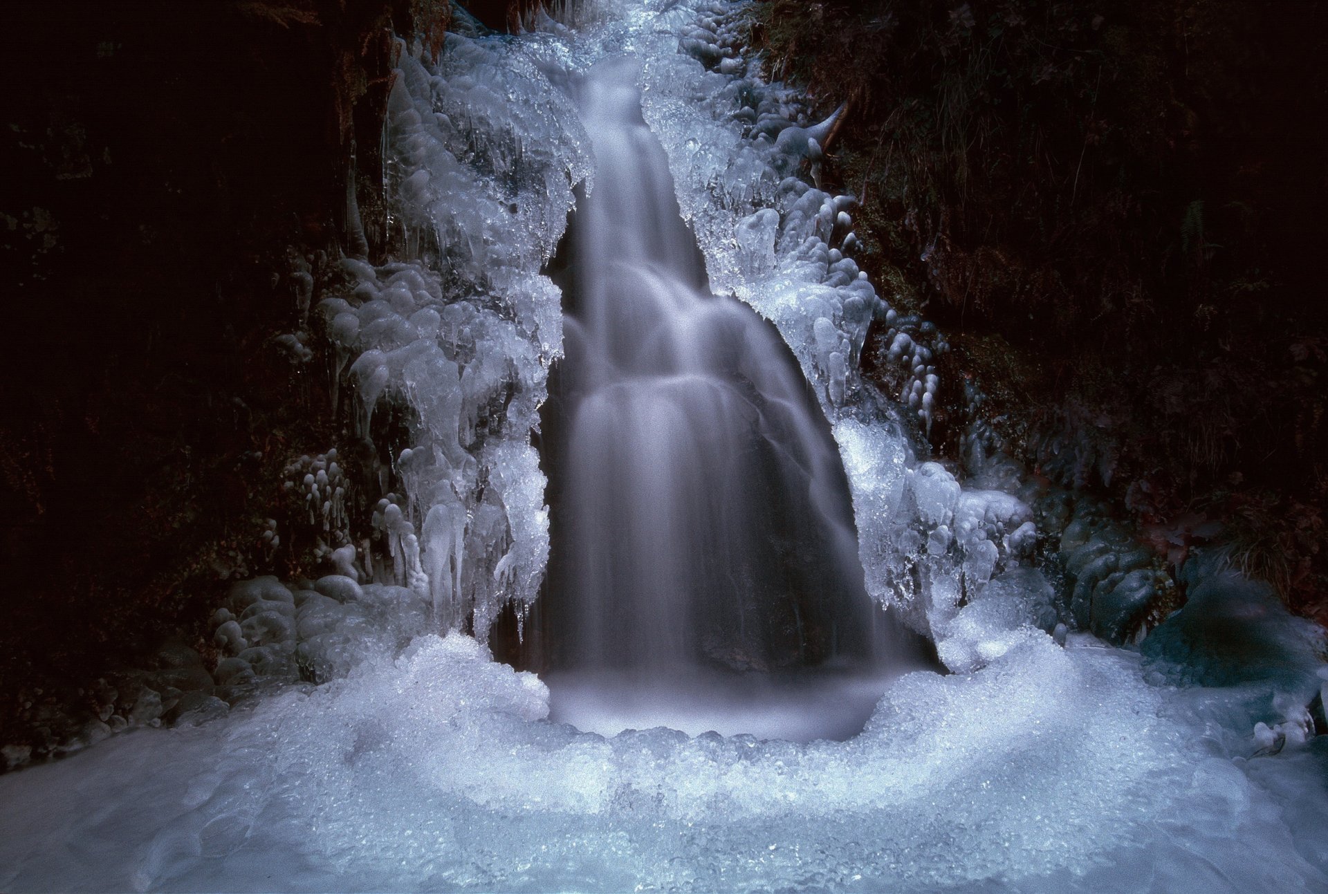 eisfall wasserfall