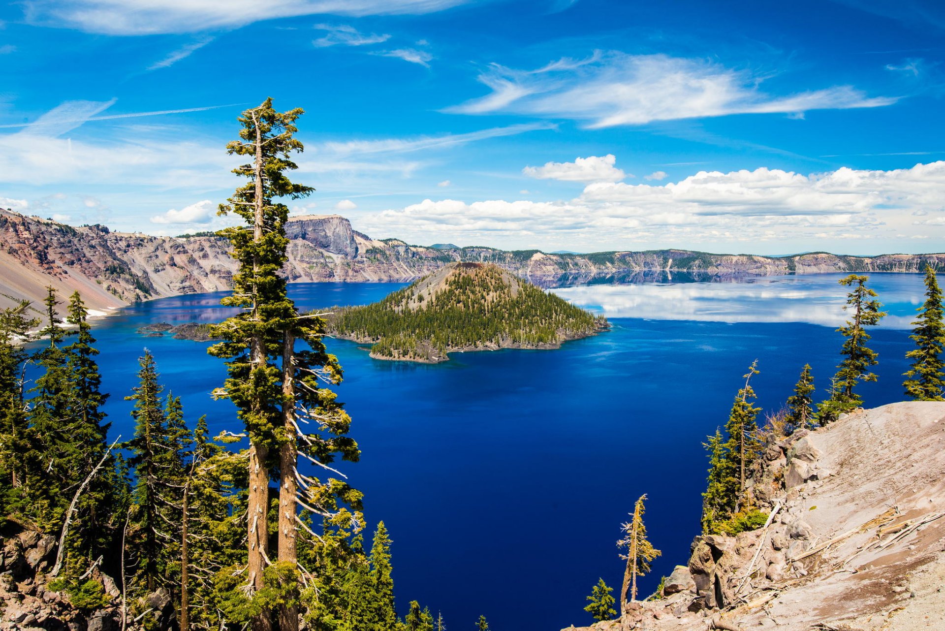 lago del cráter parque nacional del lago del cráter oregon lago del cráter isla árboles