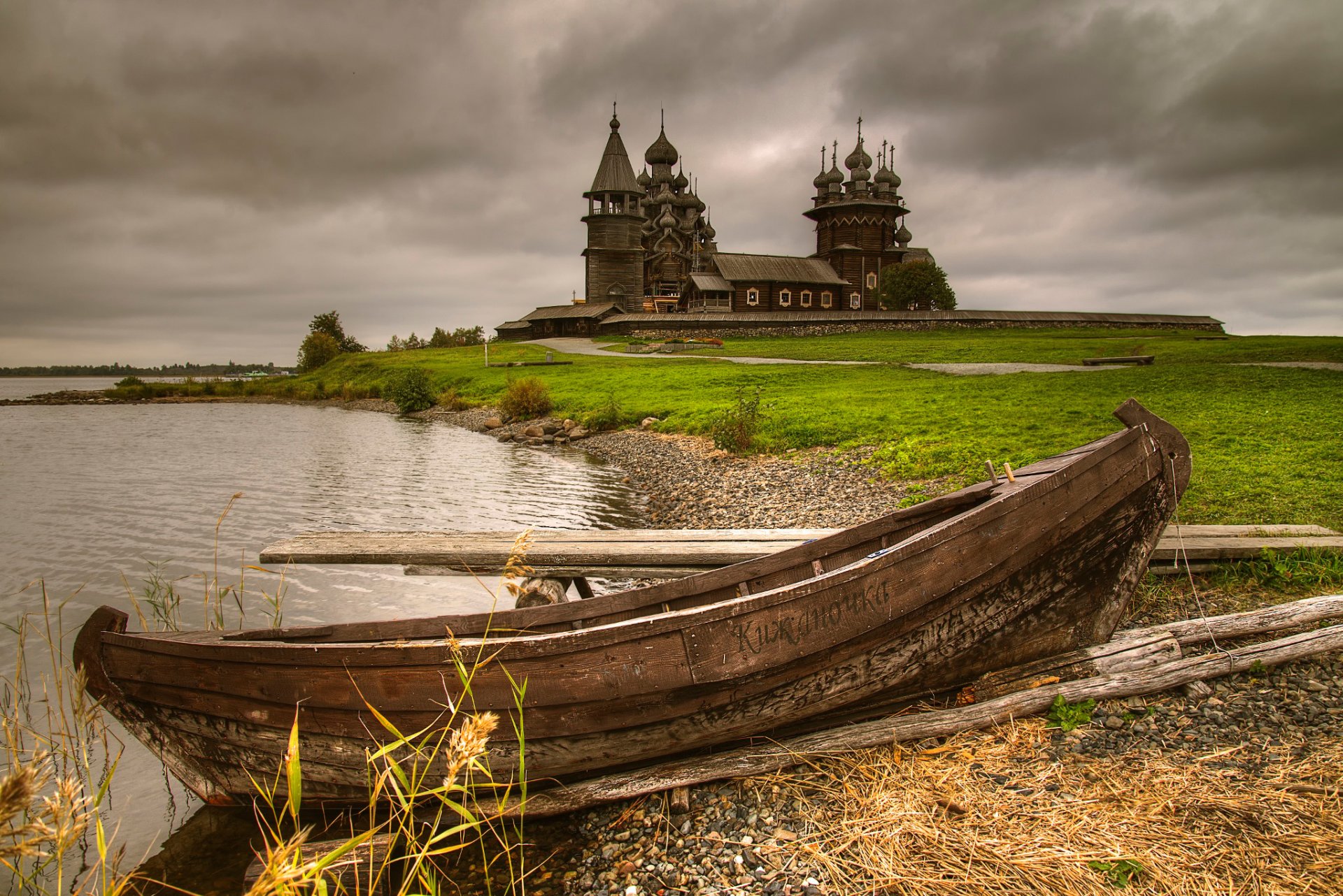 kizhi autumn boat russia