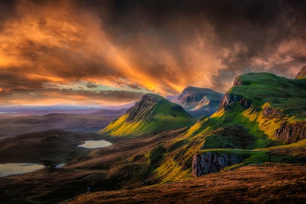 Magnificent view of the mountains and the sea