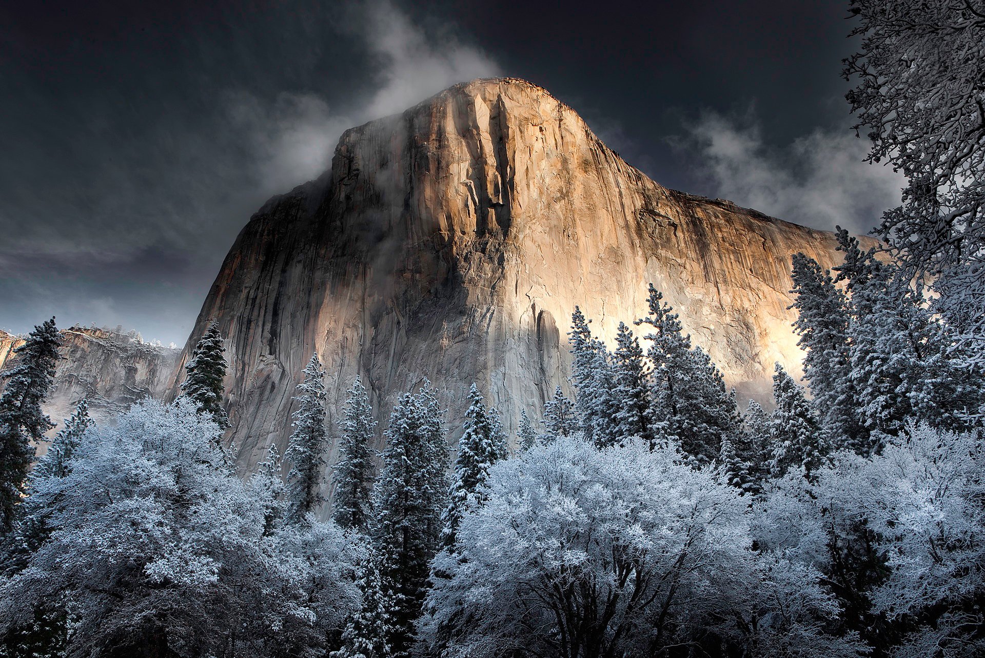 roccia montagna cielo neve