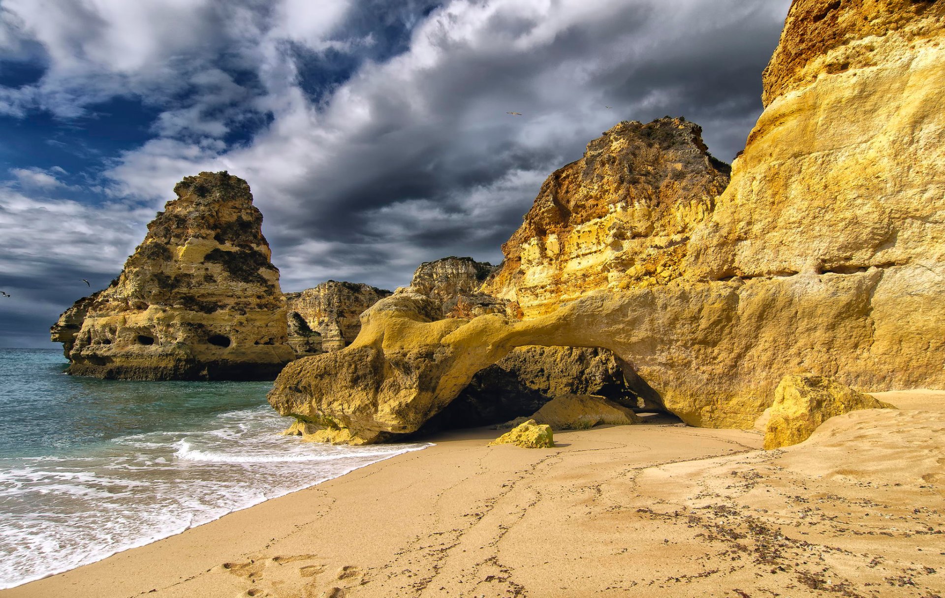 marinha beach portugal rock