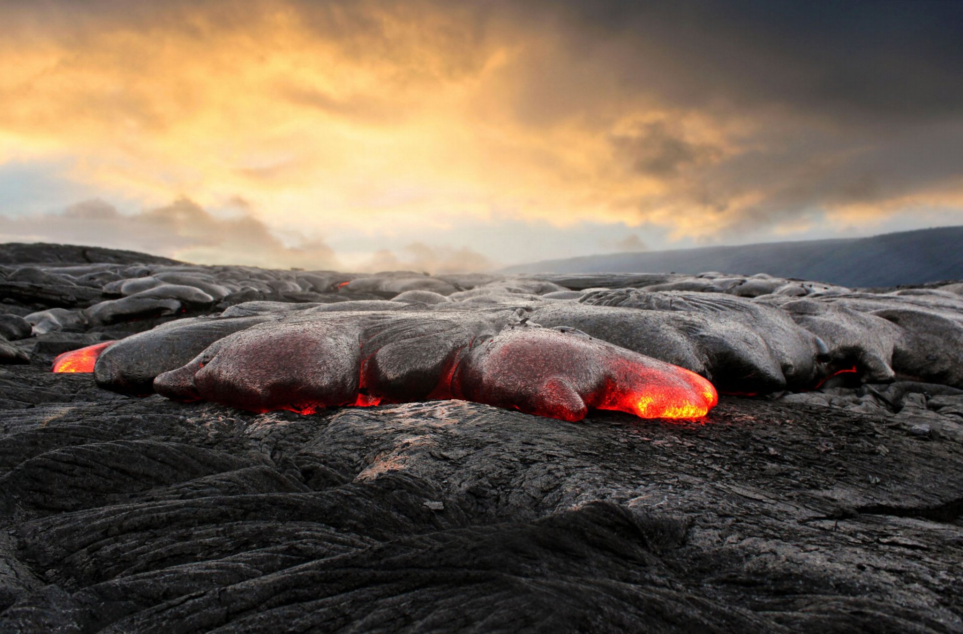 lava magma cenere