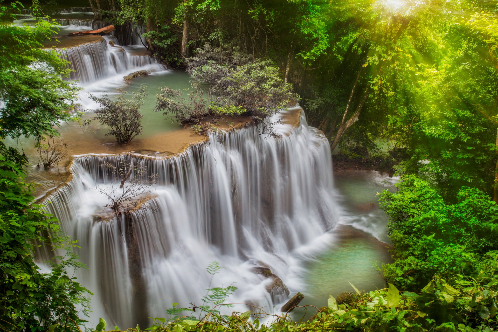 tailandia bosque selva río cascada cascada corriente árboles piedras procesamiento