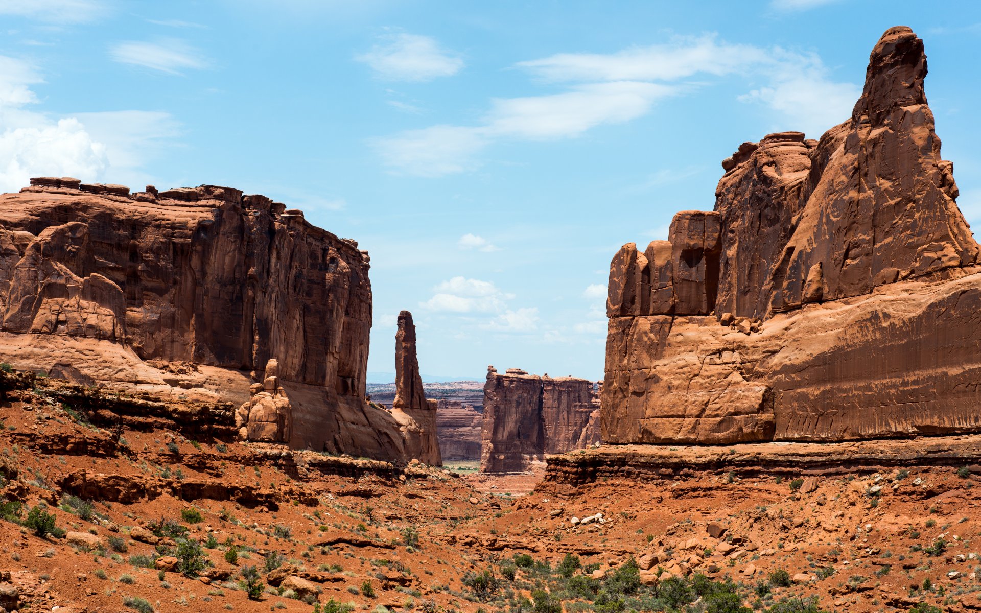 mountain rock sun rays arches national park utah united state