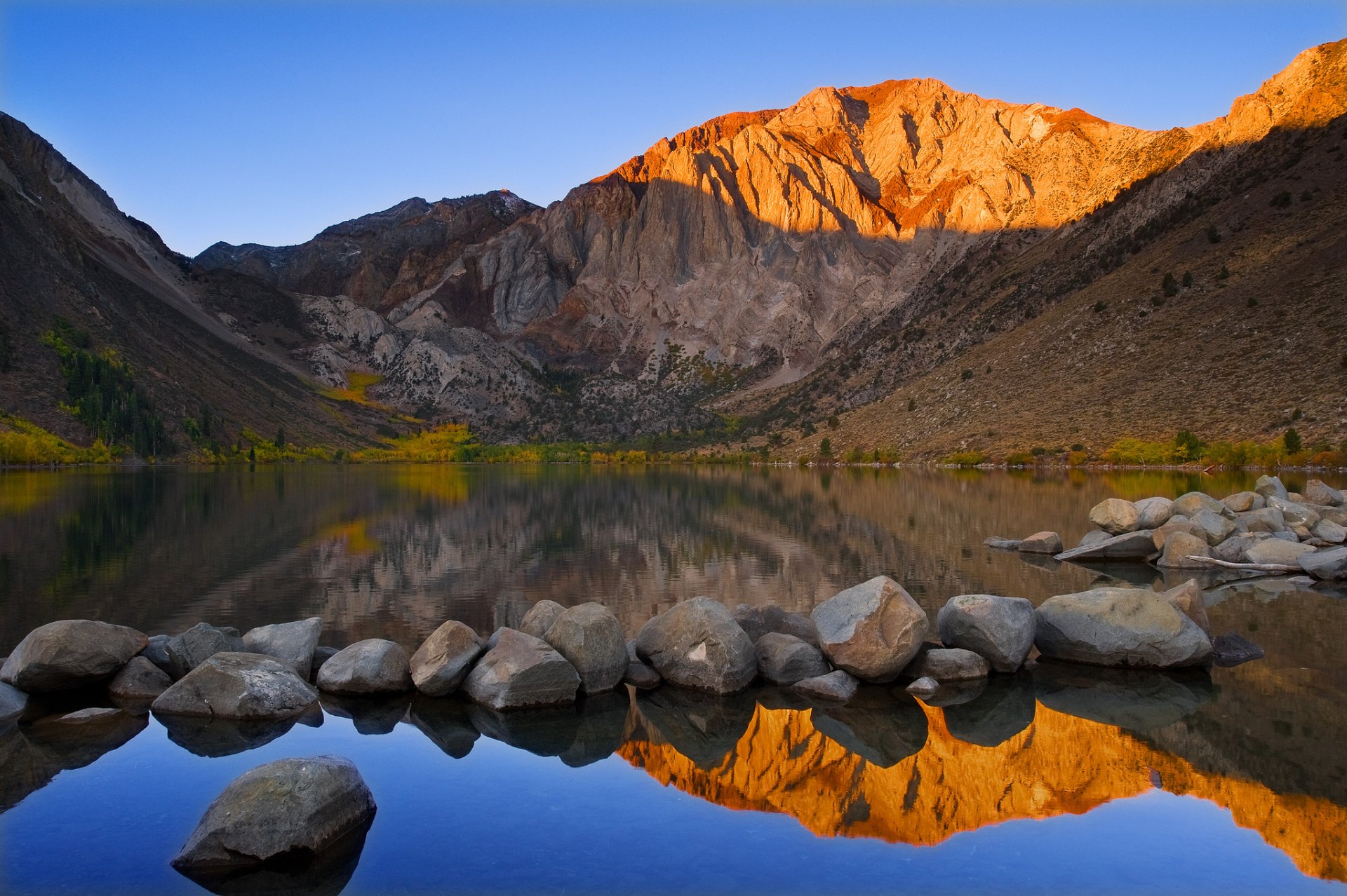 usa california mount morrison convict lake mountain lake stones sky reflection autumn october david shield photography