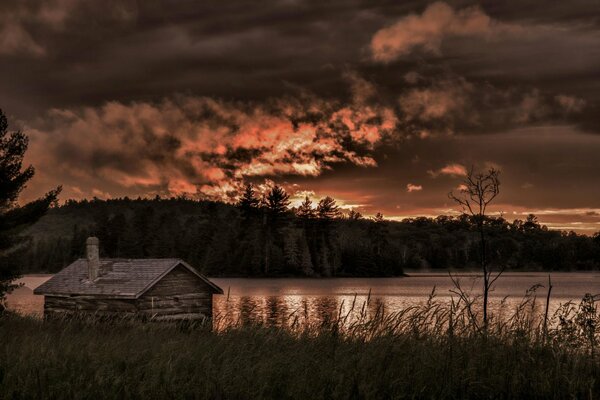 A shed by a lake in Canada