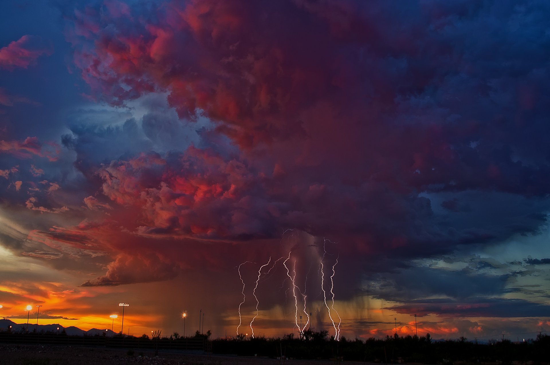 arizona tormenta relámpagos noche cielo nubes