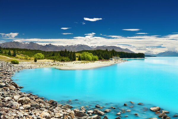 Lac de montagne en Nouvelle-Zélande