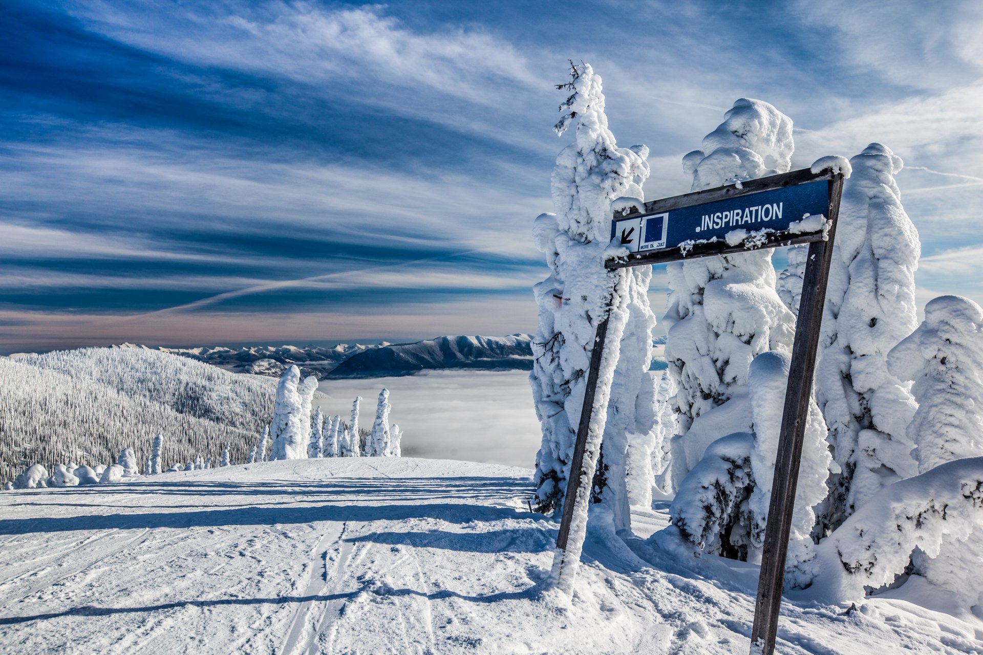 montagnes paysage hiver neige forêt