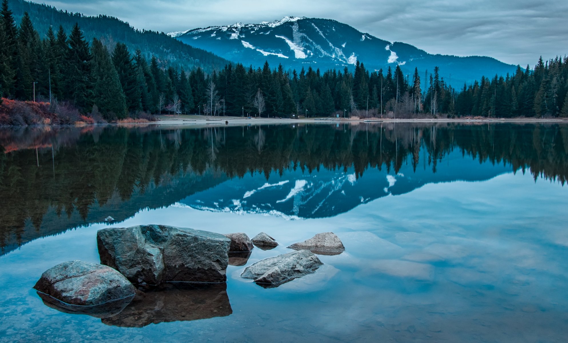 lake canada mountain landscape stones lost british columbia nature