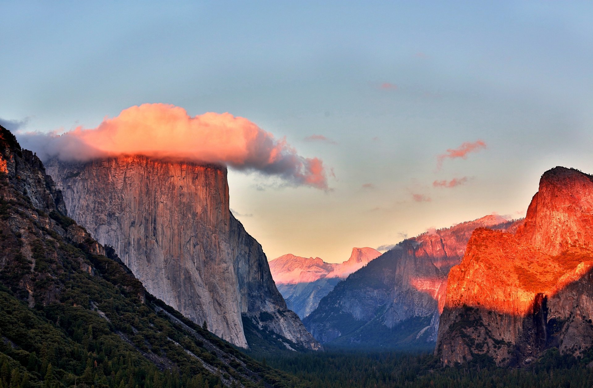 montagne alberi foresta cielo nuvole parco nazionale di yosemite usa