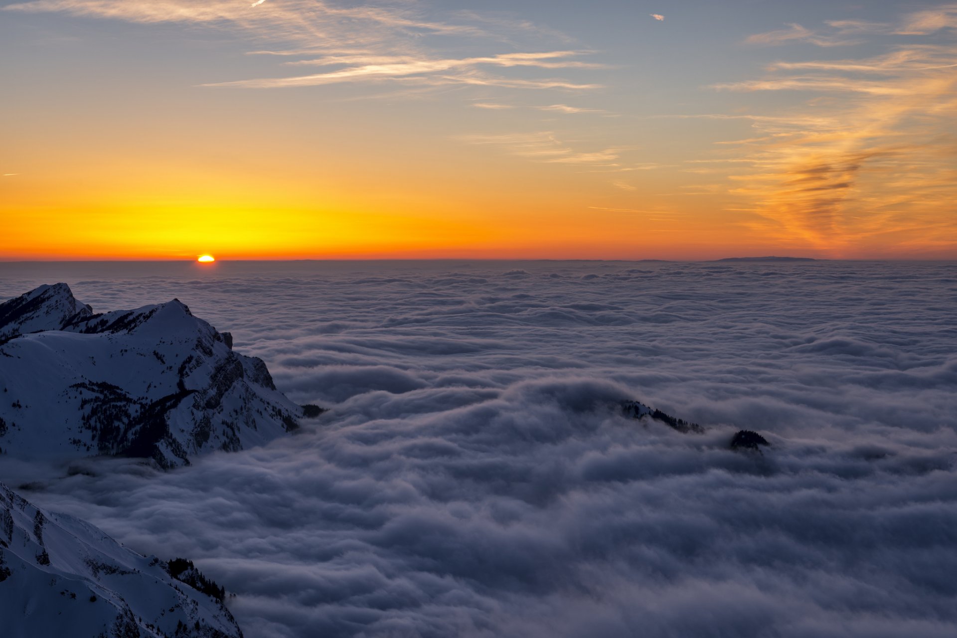 altitudine montagne nuvole tramonto sole