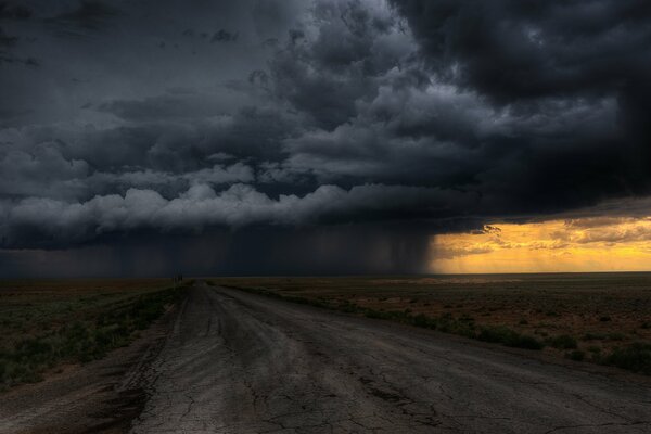 Nuages noirs dans le champ