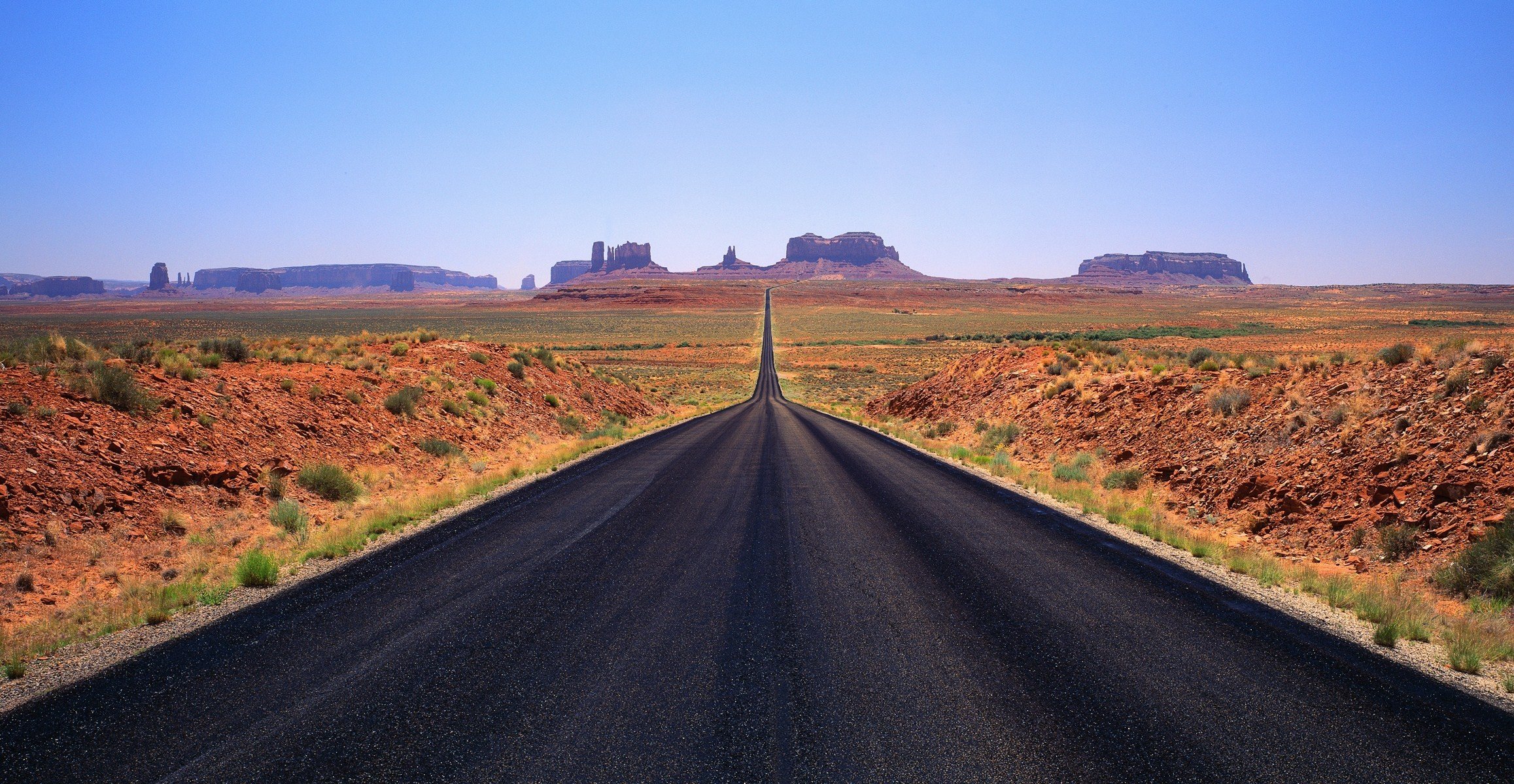 road mountain horizon