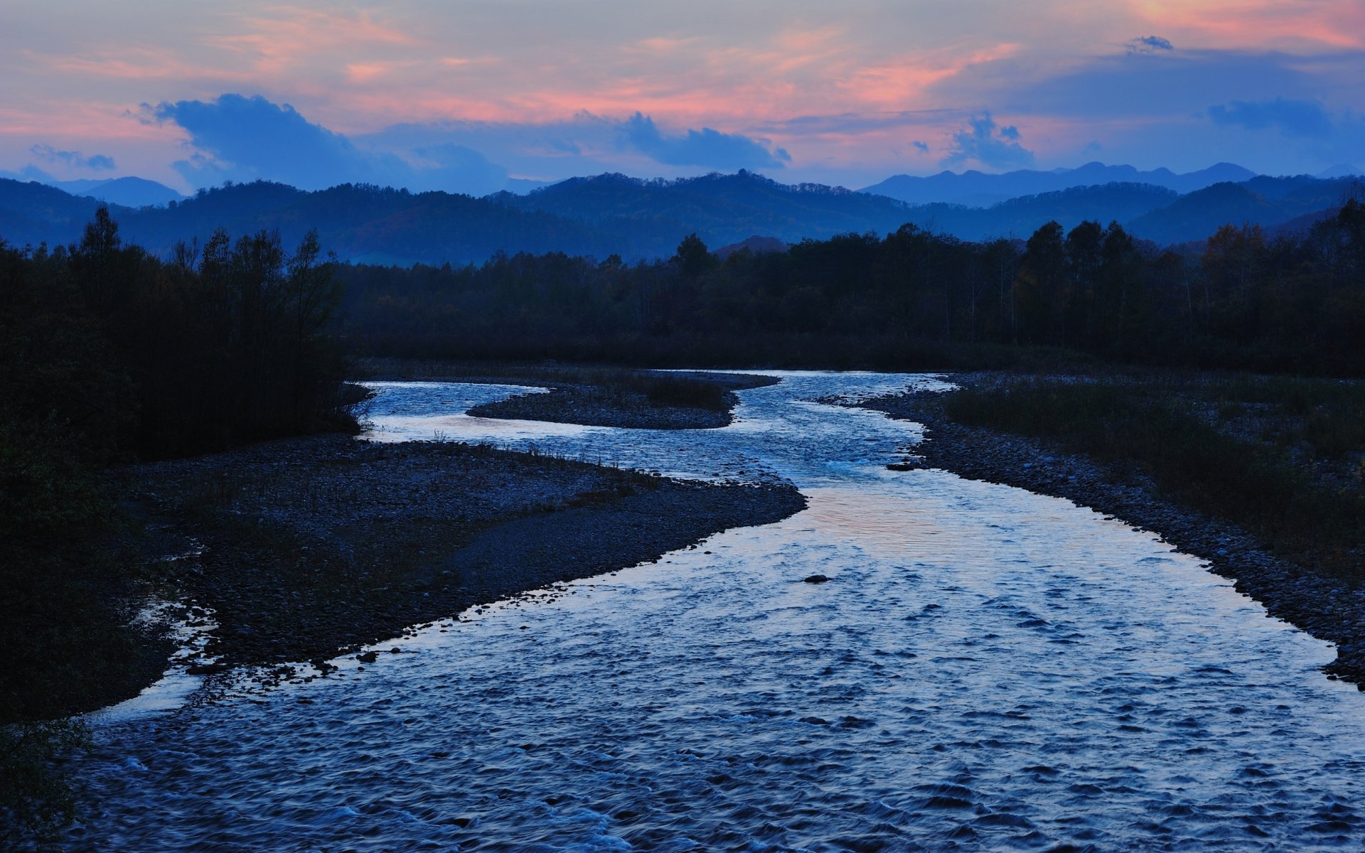 japon rivière satsunaigawa rivière