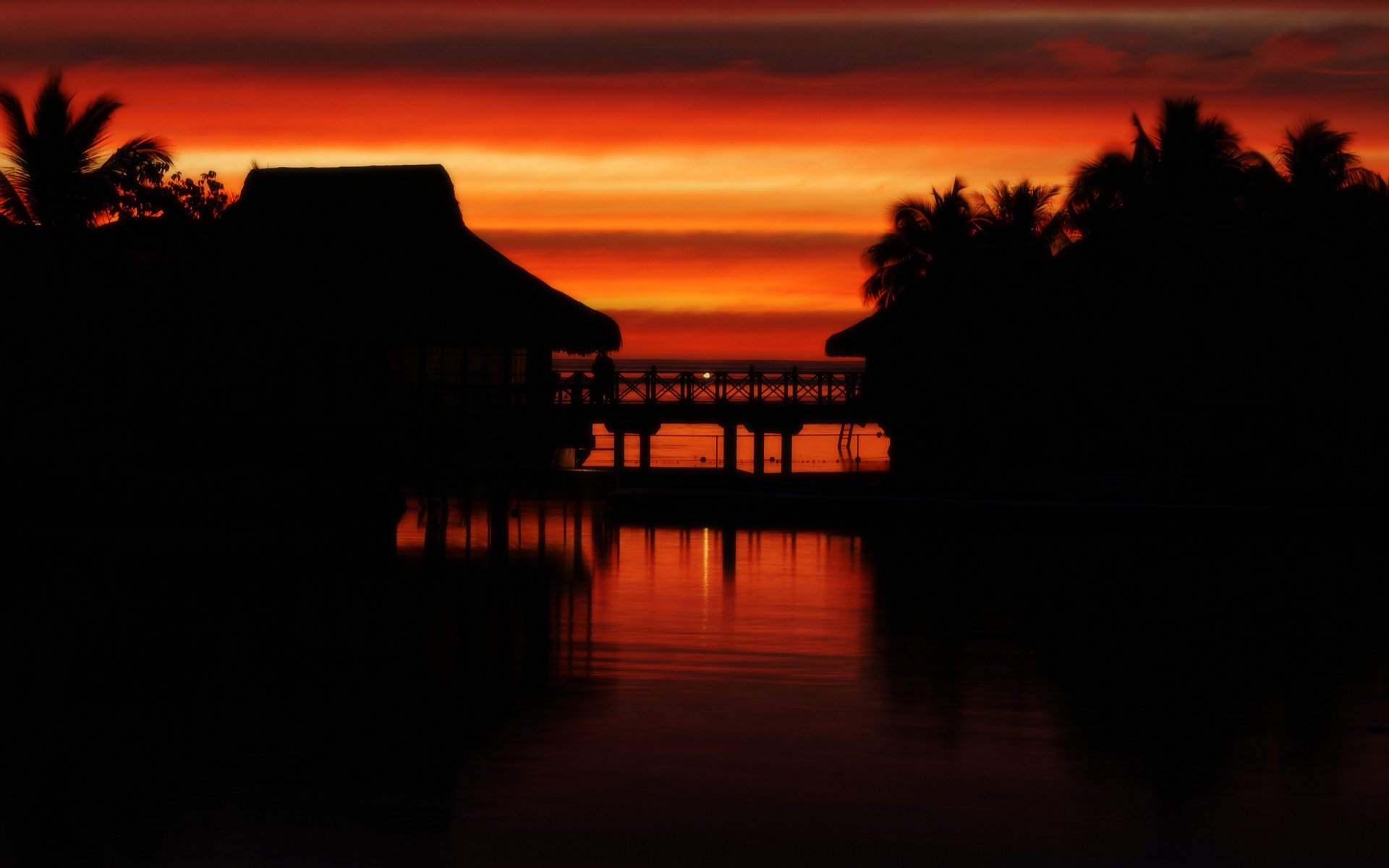 coucher de soleil tahiti moorea tropiques