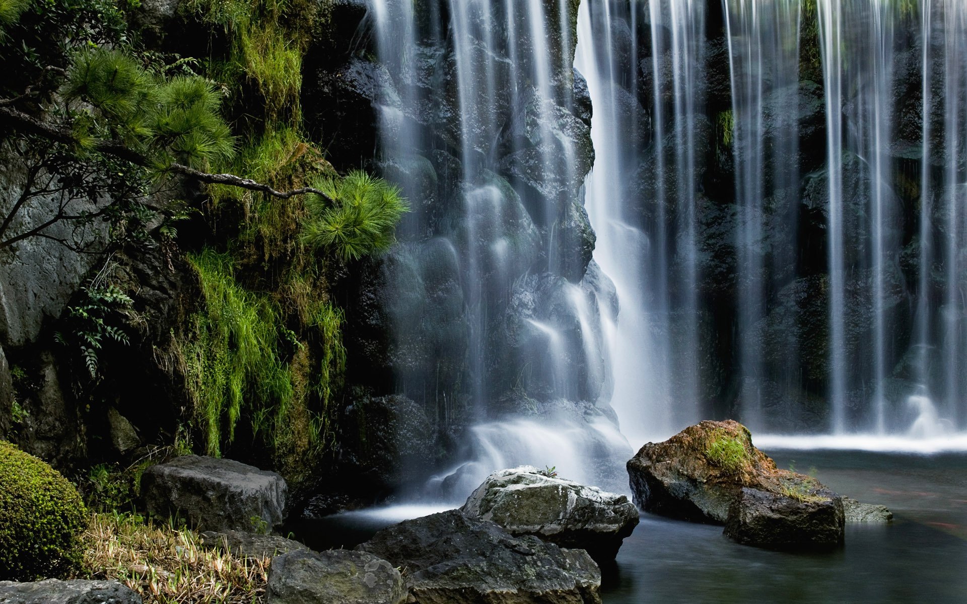 waterfall feed stones needle