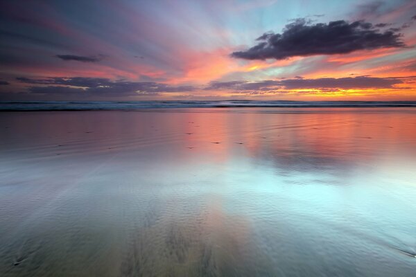 Neuseeland Wasseroberfläche auf Sonnenuntergang Hintergrund