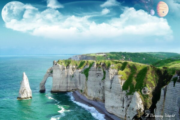 La mer magique et les falaises blanches dans un monde de rêve