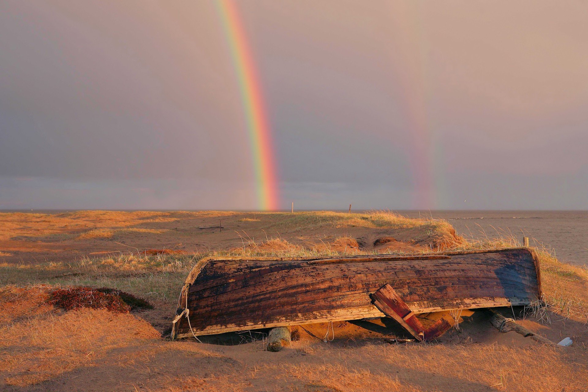 rainbow boat beach